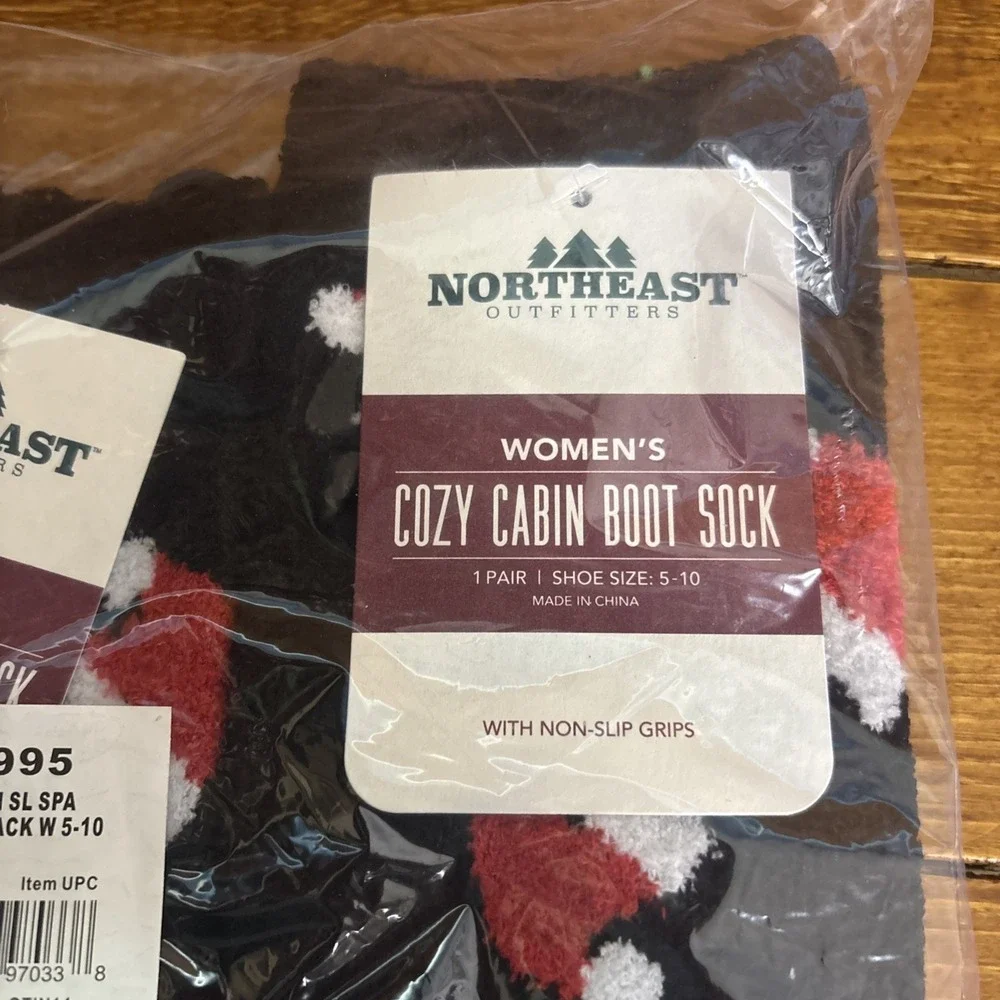 Cozy Cabin‎ Aloe Boot Socks Christmas Holiday Dinosaur Women's Family 3 Pack NEW